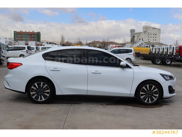 MBS BÜYÜKSOYLU'DAN 2023 MODEL FORD FOCUS 1.5 ECOBLUE TITANIUM X