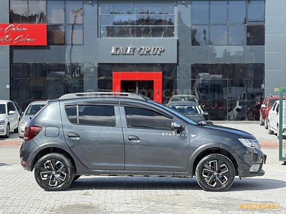 KMH GRUP'DAN 2017 MODEL 158.KM SANDERO 0.9