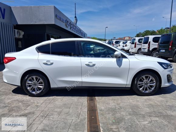 BÜYÜKSOYLU'DAN 2023 FOCUS 1.5 ECOBLUE TİTANİUM STİL 63.000 KM DE