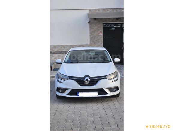 HATASIZ TRAMERSİZ MEGANE 4 DİZEL OTOMATİK – BAKIMLI – MUAYENE 2027
