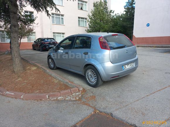Sahibinden Fiat Punto Grande 1.3 Multijet  181000km (KAPORASI ALİNDİ /SATIŞI BEKLENİYOR)