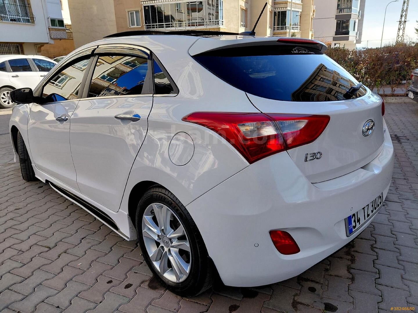 2014 MODEL HYUNDAI i30 1.6 CRDI ELİTE OTOMATIK HATASIZ BOYASIZ 7