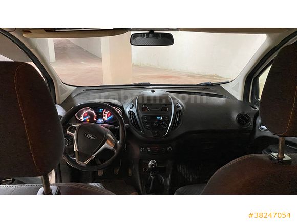 
2017 Model Ford Tourneo Courier 1.6 TDCI Deluxe