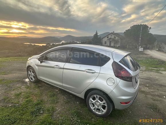 Sahibinden Ford Fiesta 1.5 TDCi Trend X 2015 Model 