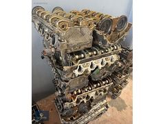 MERCEDES E200 111 3301 0901 2201 1901 SİLİNDİR KAPAK