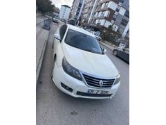 Sahibinden Renault Latitude 1.5 dCi Privilege 2012 Model  250.000 km Beyaz