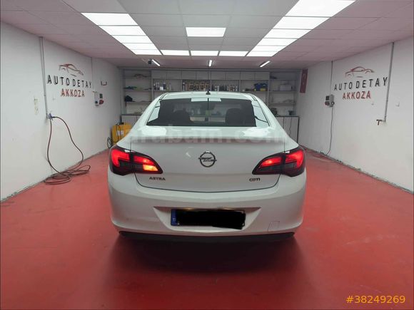 Doktordan hasar kaydı olmayan 2016 Opel Astra 1.6 CDTI