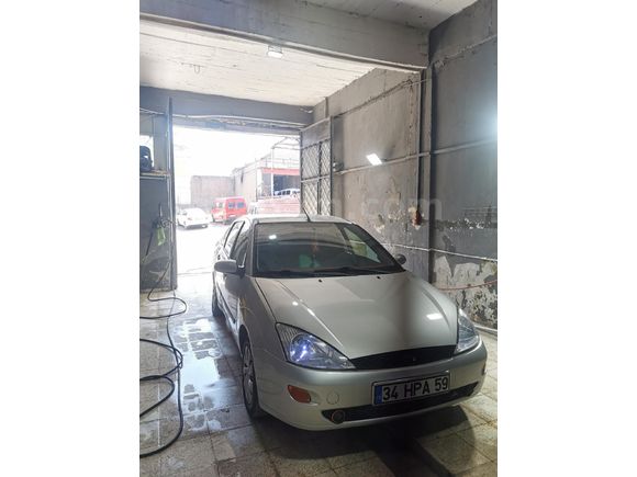 Sahibinden Ford Focus 1.6 Ambiente 2000 Model