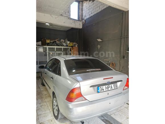 Sahibinden Ford Focus 1.6 Ambiente 2000 Model