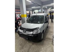 Peugeot Partner 1.9 D Kombivan 2008  5 koltuk YENİ MOTOR (Kredi Kartı)