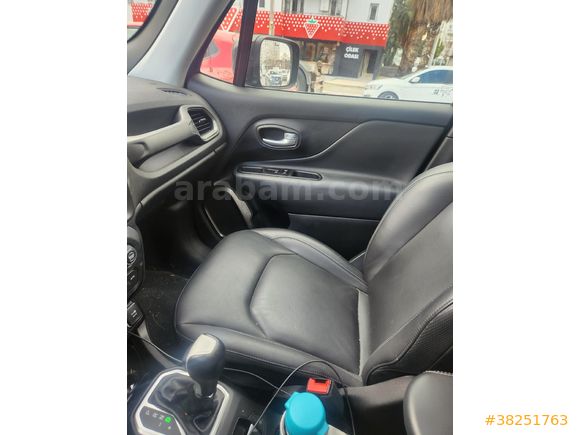 Sahibinden Jeep Renegade 1.5 e-Hybrid Limited 2023 Model İzmir