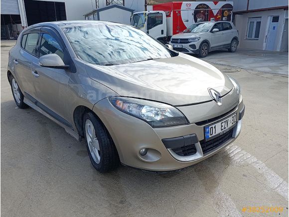 Sahibinden Renault Megane 1.5 dCi Dynamique 2010 Model  269.000 km Kahverengi