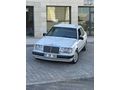 Yıldızları  Üstünde  üst açarlı  mercedes  200E