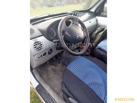 Sahibinden Renault Kangoo 1.5 dCi Authentique 2008 Model  300.000 km Beyaz