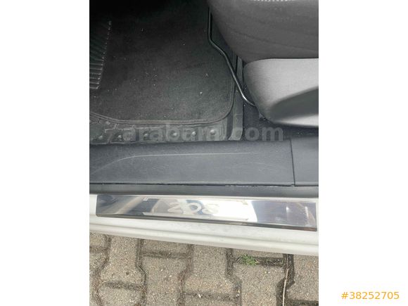 Sahibinden Peugeot 208 1.0 VTi Access 2013 Model 