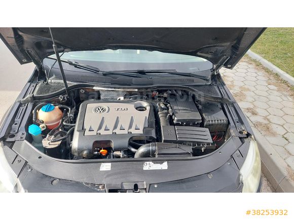PASSAT CC 2.0 TDI BMT 2012 Model  140 BG 273.000 km Siyah