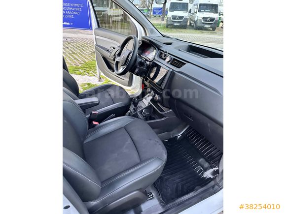 Sahibinden Renault Express Van 1.5 BlueDCI Joy 2023 Model Bursa