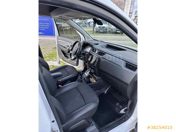 Sahibinden Renault Express Van 1.5 BlueDCI Joy 2023 Model Bursa