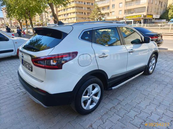 Sahibinden Nissan Qashqai 1.5 dCi Tekna 2020 Model 