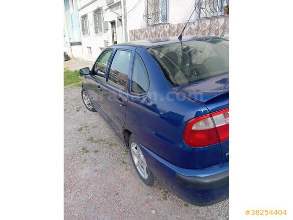 Sahibinden Seat Cordoba 1.6 Stella 2000 Model  214.000 km Mavi