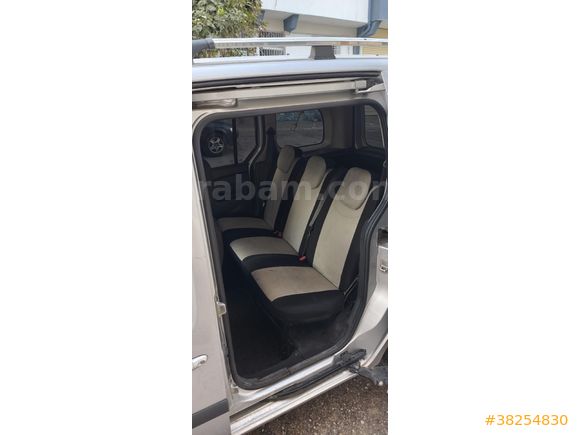 Sahibinden Renault Kangoo 1.5 dCi Touch 2017 Model  212000km Gri (metalik)