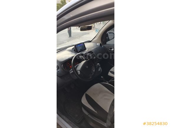 Sahibinden Renault Kangoo 1.5 dCi Touch 2017 Model  212000km Gri (metalik)