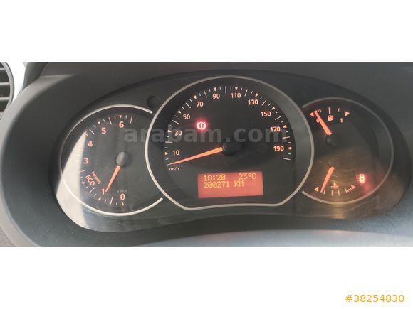 Sahibinden Renault Kangoo 1.5 dCi Touch 2017 Model  212000km Gri (metalik)