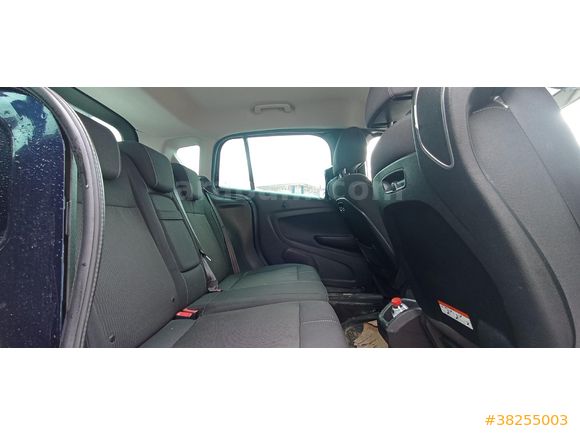 Sahibinden Ford B-Max 1.5 TDCi Titanium 2012 Model Sivas