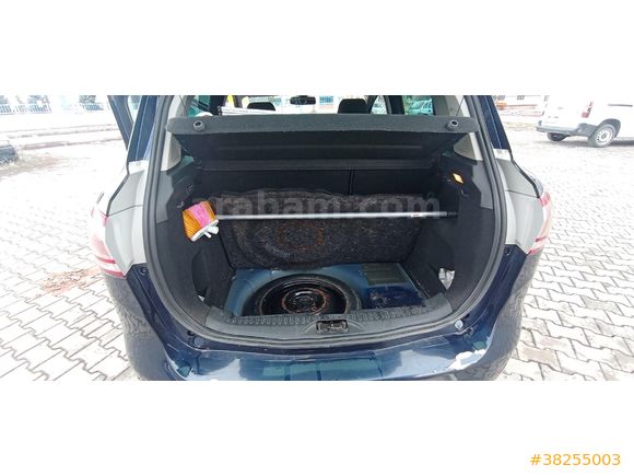 Sahibinden Ford B-Max 1.5 TDCi Titanium 2012 Model Sivas
