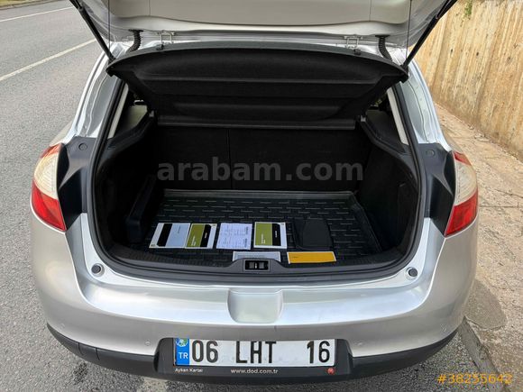Sahibinden Renault Megane 1.5 dCi Privilege 2012 Model 