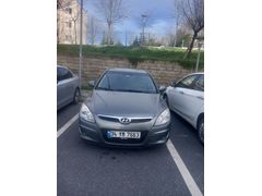 Sahibinden Hyundai i30 1.6 CRDi Team 2010 Model  205.000 km Füme