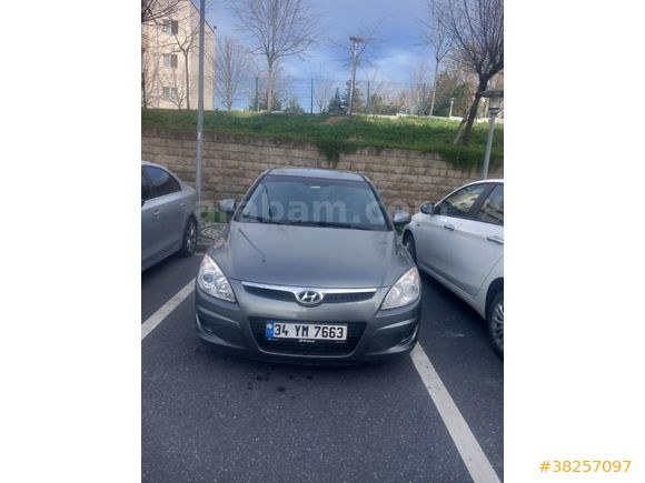 Sahibinden Hyundai i30 1.6 CRDi Team 2010 Model  205.000 km Füme