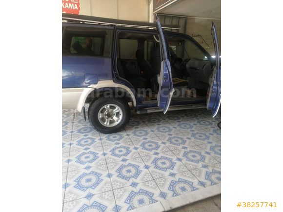 Sahibinden Nissan Terrano 2.4 SE 1997 Model