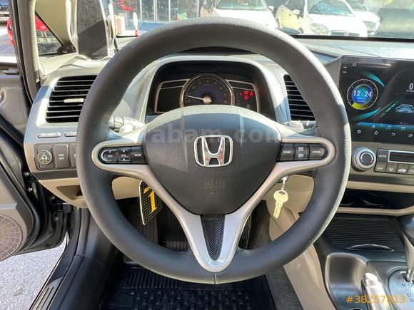 Sahibinden Honda Civic 1.6i VTEC Elegance 2011 Model