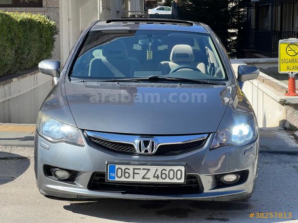 Sahibinden Honda Civic 1.6i VTEC Elegance 2011 Model