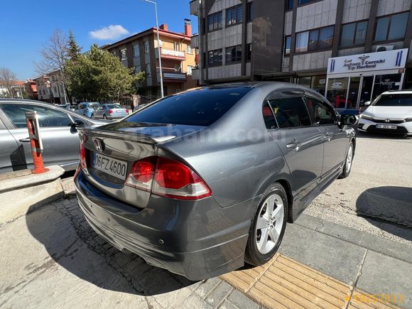 Sahibinden Honda Civic 1.6i VTEC Elegance 2011 Model