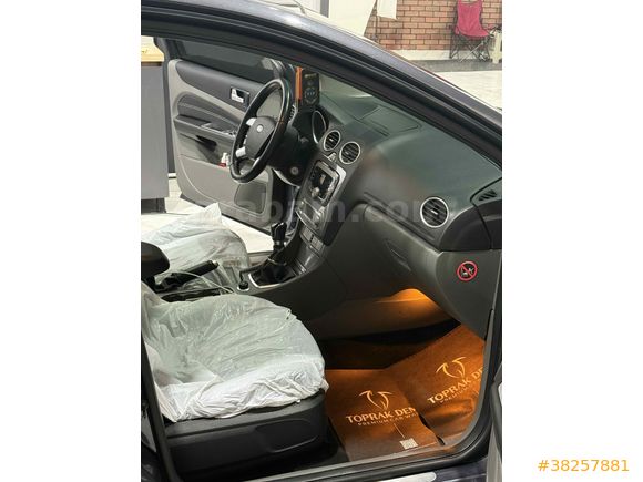 Sahibinden Ford Focus 1.6 TDCi Titanium 2011 Model 