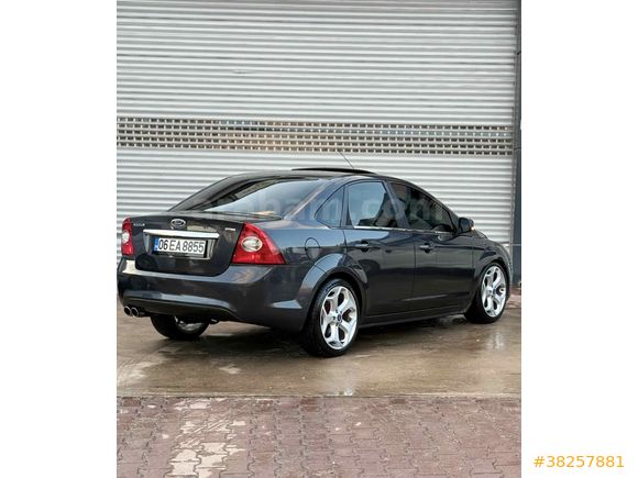 Sahibinden Ford Focus 1.6 TDCi Titanium 2011 Model 