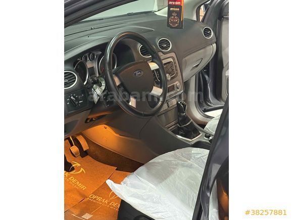 Sahibinden Ford Focus 1.6 TDCi Titanium 2011 Model 