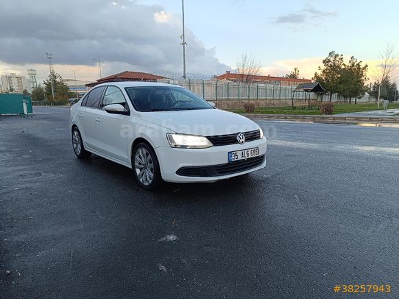 Sahibinden Volkswagen Jetta 1.6 TDi Trendline 2014 Model