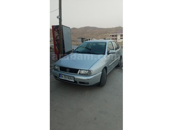 Düşük km Memurdan acil satılık