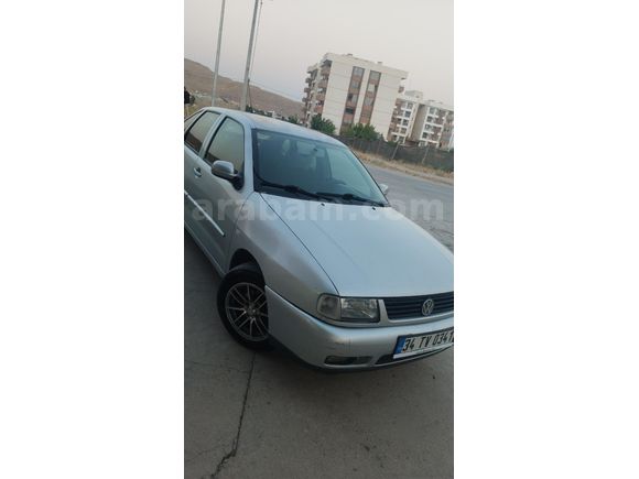 Düşük km Memurdan acil satılık