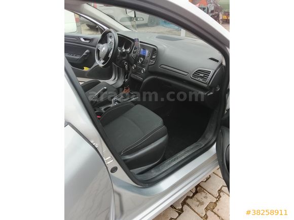 Sahibinden Renault Megane 1.3 TCe Joy 2019 Model