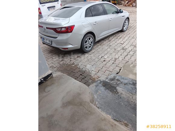 Sahibinden Renault Megane 1.3 TCe Joy 2019 Model