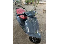 Garantili ( 1.600 km ) KUBA Blueberry Pro scooter
