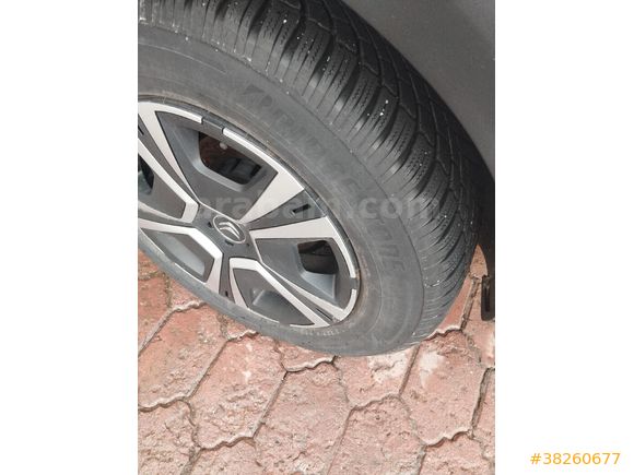 Sahibinden Citroen C4 X 1.2 PureTech Feel Bold 2023 Model