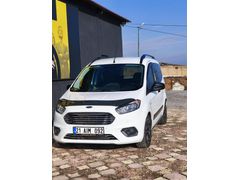 Sahibinden Ford Tourneo Courier 1.5 TDCi Titanium Plus 2022 Model
