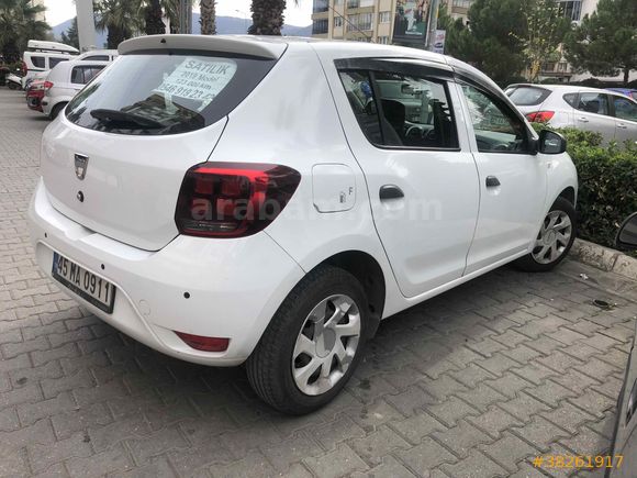 Sahibinden Dacia Sandero 1.0 Ambiance 2019 Model  142.000 km Beyaz