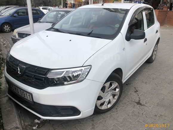 Sahibinden Dacia Sandero 1.0 Ambiance 2019 Model  142.000 km Beyaz