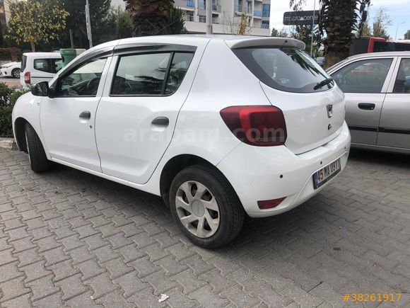 Sahibinden Dacia Sandero 1.0 Ambiance 2019 Model  142.000 km Beyaz